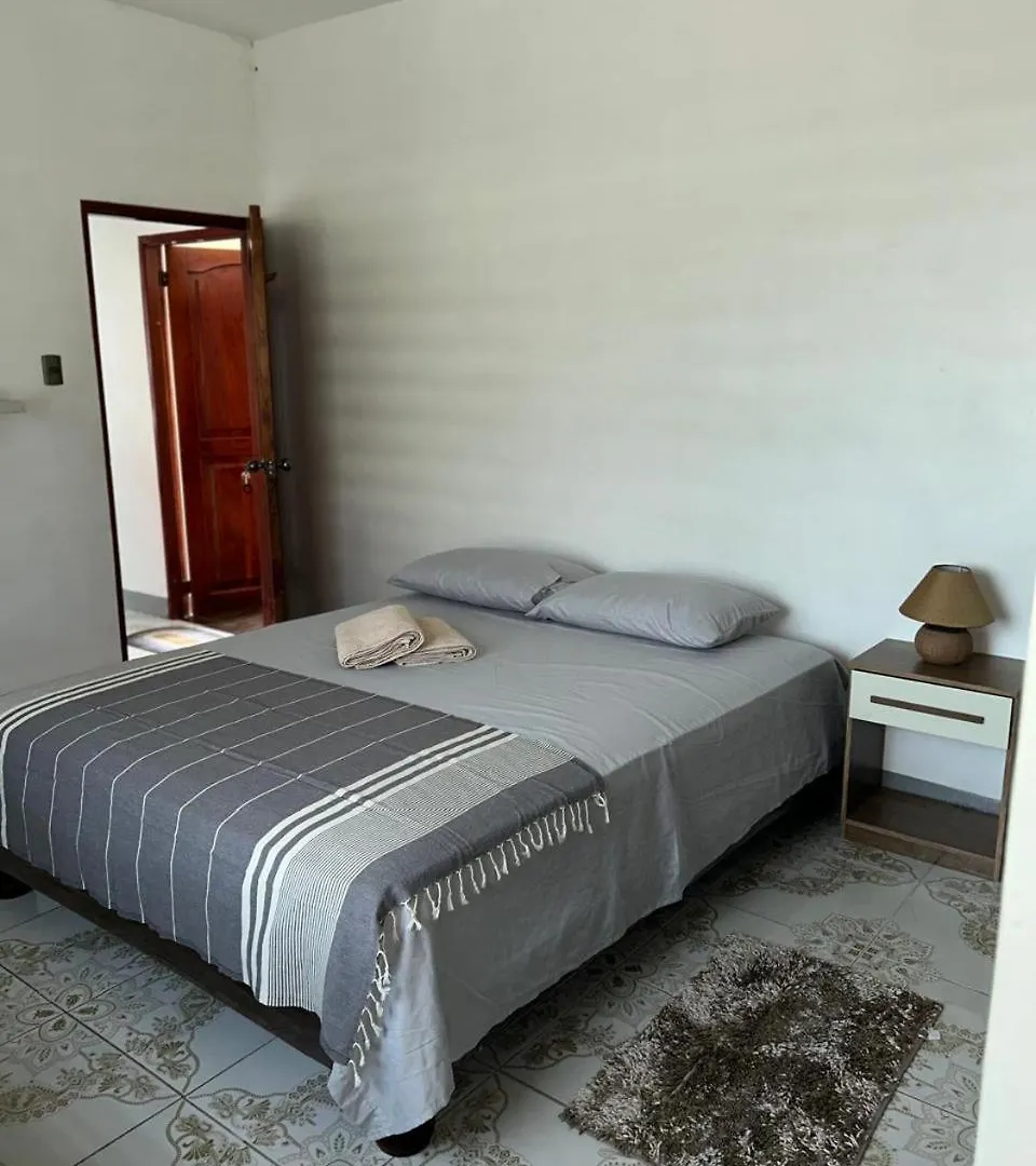 Suits Las Olas Puerto Baquerizo Moreno Bed and Breakfast