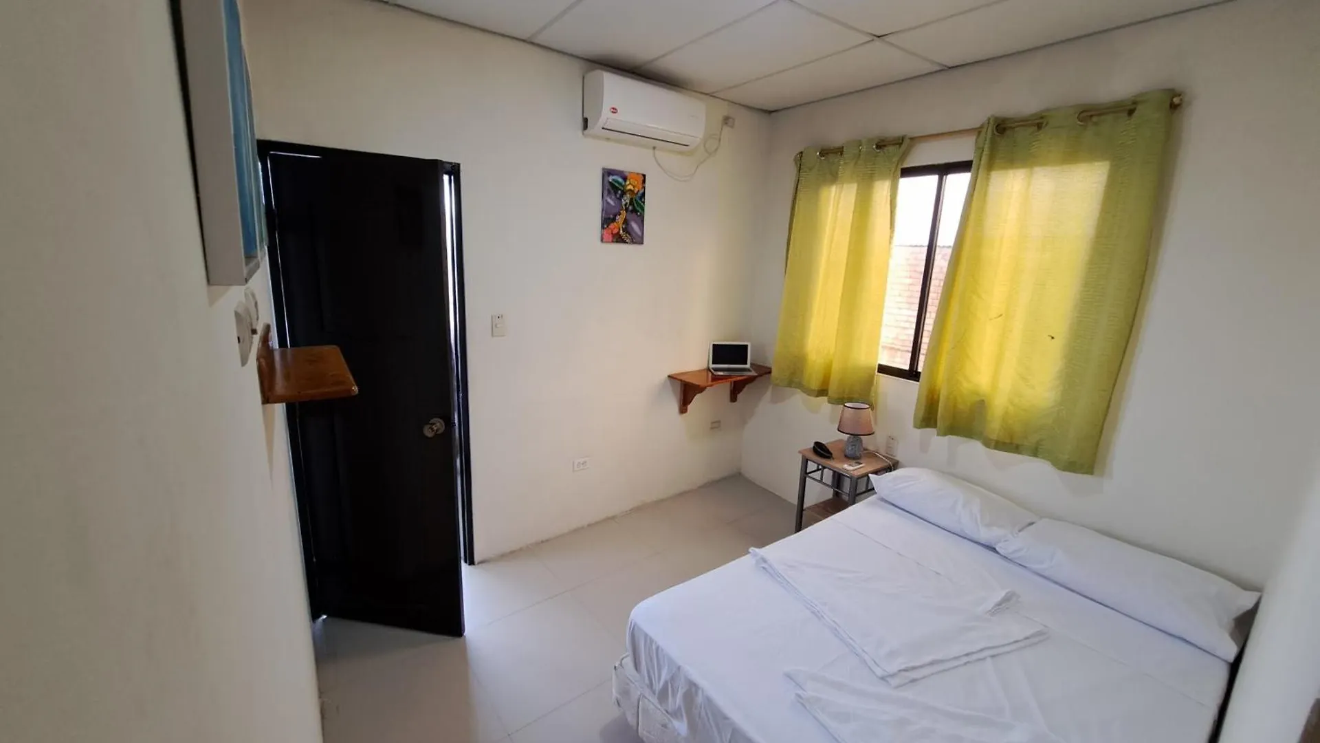 Bed and Breakfast Suits Las Olas Puerto Baquerizo Moreno Ισημερινός