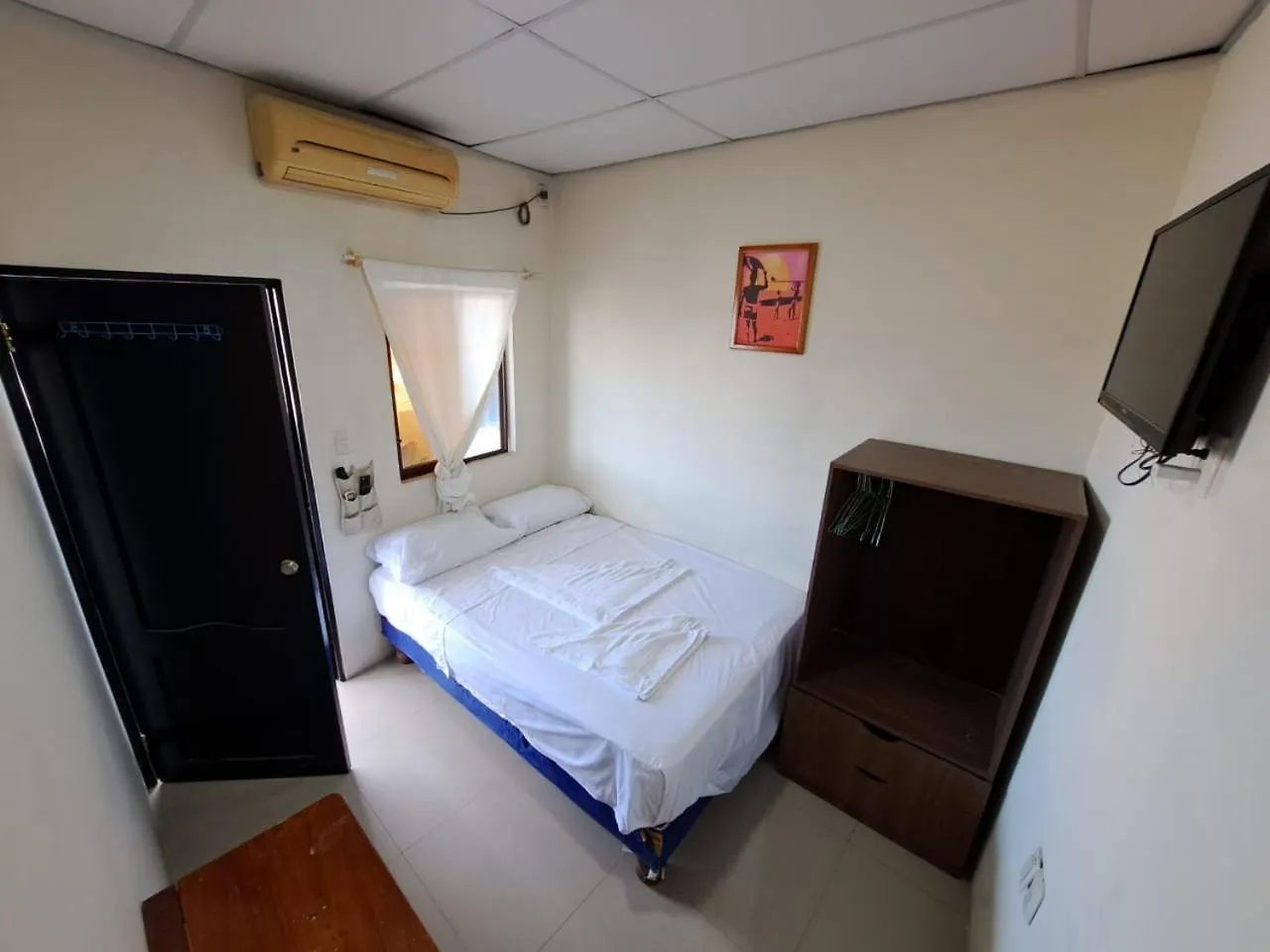 Suits Las Olas Puerto Baquerizo Moreno Bed and Breakfast